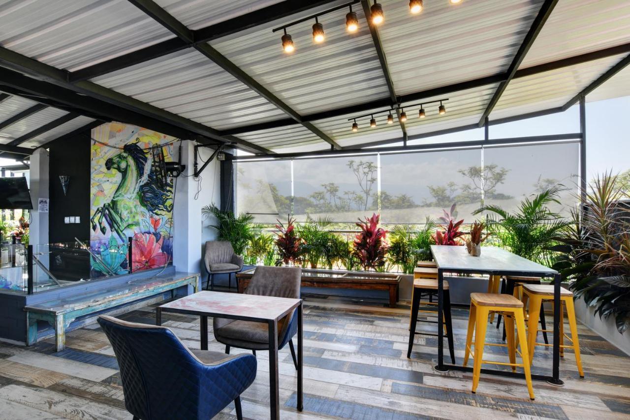 Albergue International House Co-Living Medellín Exterior foto
